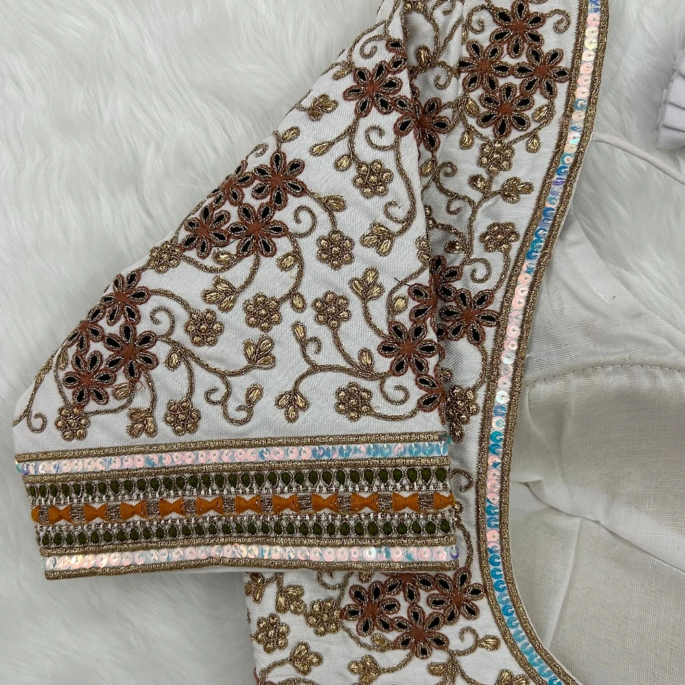 Royal Off White Stylish Bridal Blouse  — view 4