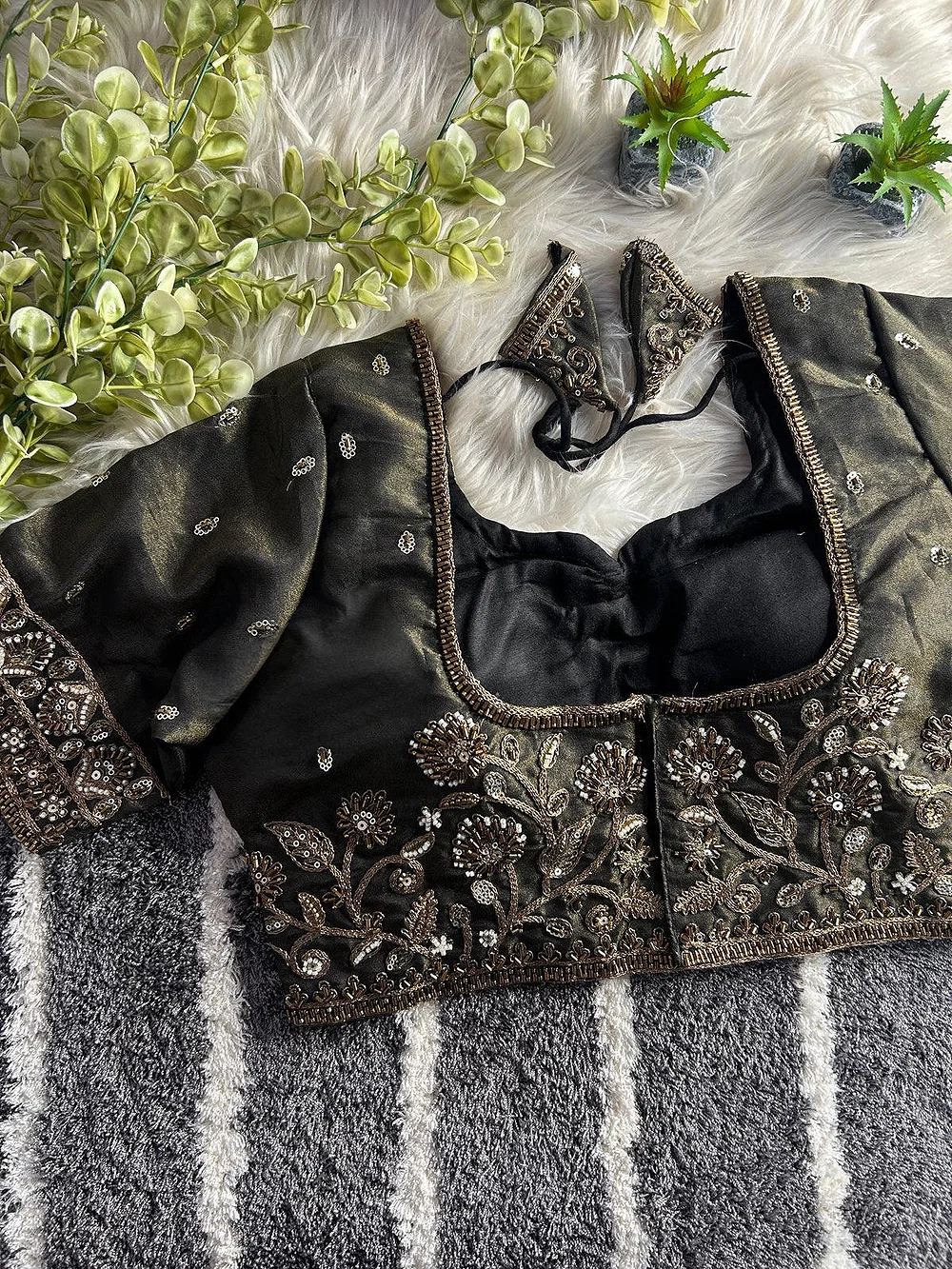Black Color Handwork Blouse with Stars & Beads Bridal Blouse — view 2