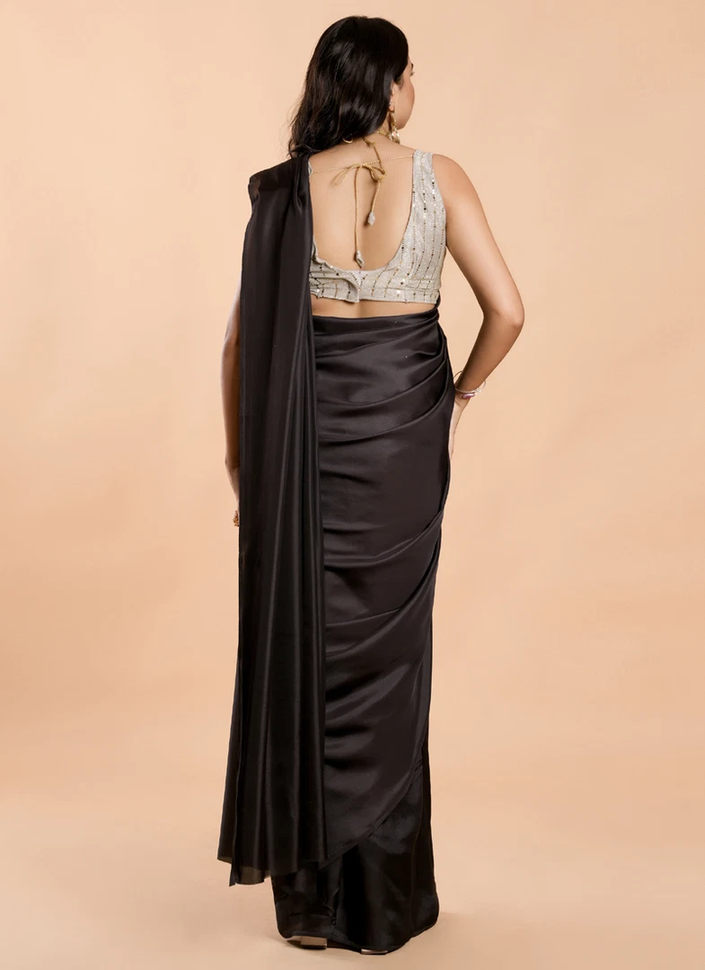 Black No Border Burfi Silk Saree With Blouse