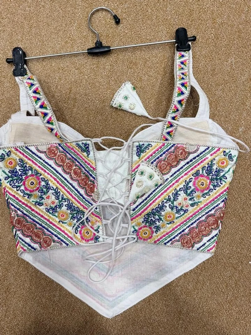 White Multicolor Embroidered Corset Navratri Blouse with Beads & Sweetheart Neck — view 2